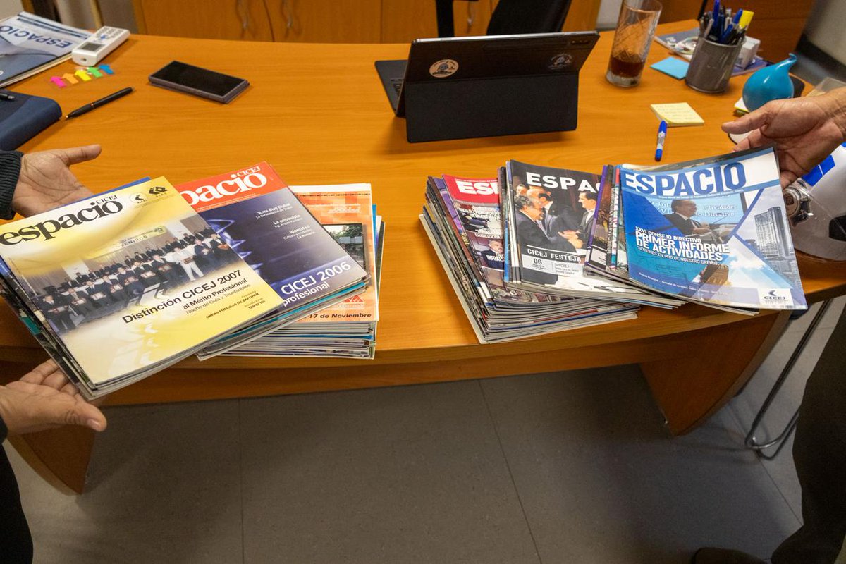 En el CICEJ agradecemos profundamente al Ing. Ricardo Espinosa José por su generosa donación de más de 150 ejemplares de la revista Espacio, ediciones antiguas de gran valor histórico y profesional para nuestro gremio.

Estas publicaciones fortalecerán el archivo del Colegio y