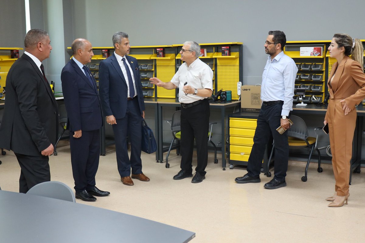 📍 Irakiye Üniversitesi’nden GİBTÜ’ye Ziyaret
Irak’ın en köklü üniversitelerinden Irakiye Üniversitesi üst yönetimi, üniversitemizi ziyaret etti. Görüşmede akademik iş birliği ve öğrenci değişimi konuları ele alındı. Yeni projeler ve eğitim programları için önemli adımlar atıldı