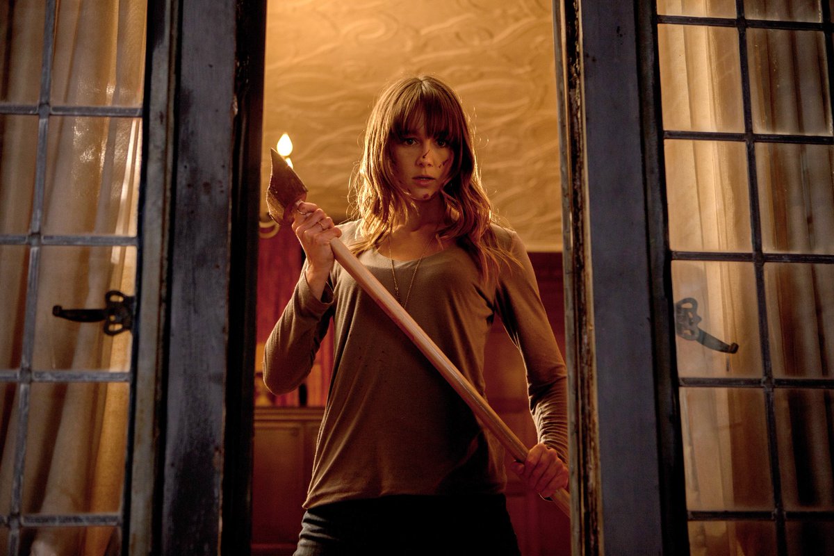 CharsieLux's tweet image. Personally, I feel that its rating of 6.6 is too low. Like that is insane to me! You’re Next is very underrated, and is one of the best home invasion horror films out there. P.S. Erin is my #1 favorite final girl now. She’s smart and a survivalist. #FFBMovieNight