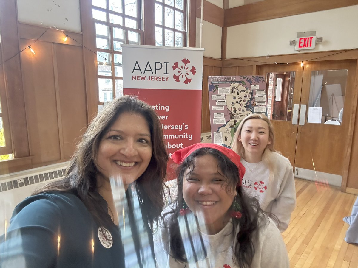 aapinewjersey's tweet image. We've loved building civic power in marginalized communities with @NJWFP 's We the People movement. Together we can advance systemic reforms, claim our seat at the table, and begin to reverse decades of political underrepresentation for 1+ million AAPIs in New Jersey.