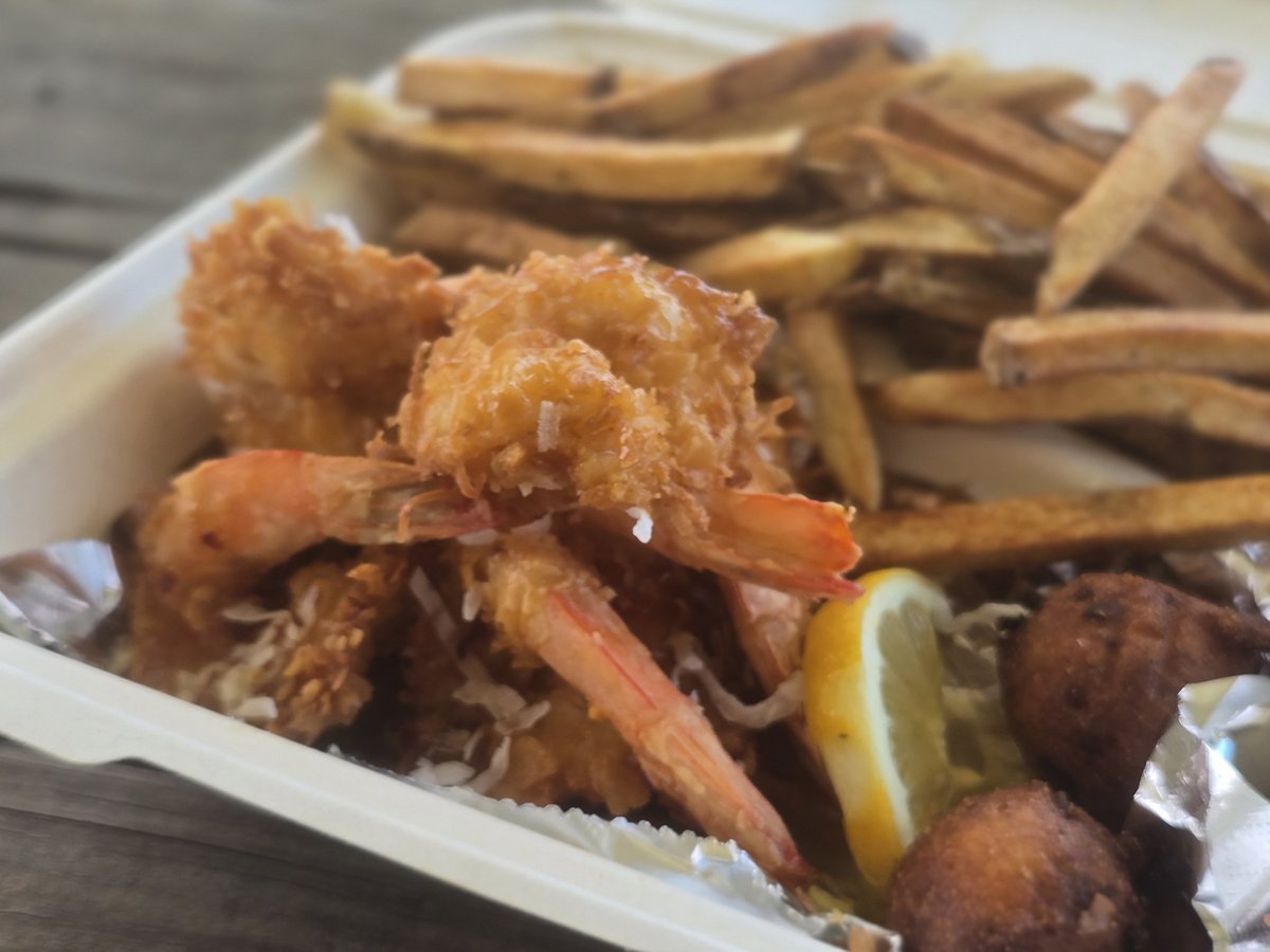 312Will's tweet image. Celebrating 50lbs lost appropriately at Llano's Port A Seafood food truck 🔥