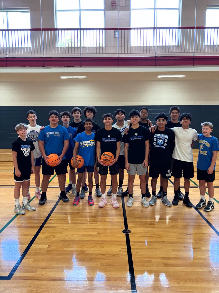 Wheeling_Hoops's tweet image. Grateful for our Wheeling basketball athletes who gave their time and energy to support the Wheeling Park District Sports Camps! Your commitment to giving back and connecting with local youth is one of the reasons our program is special. #Ubuntu

@WHSactivities @WheelingParkDst