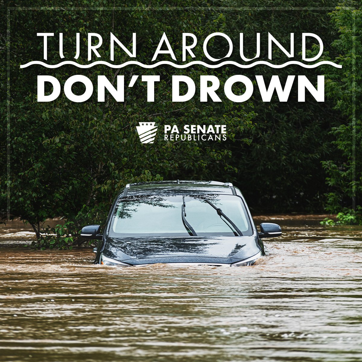 SenatorKimWard's tweet image. More than half of flood-related drownings occur when a vehicle is driven into flood water.
It takes just 12 inches of rushing water to carry away most cars.
Please play it safe and never drive around barricades on flooded roads. bit.ly/3TNfetC