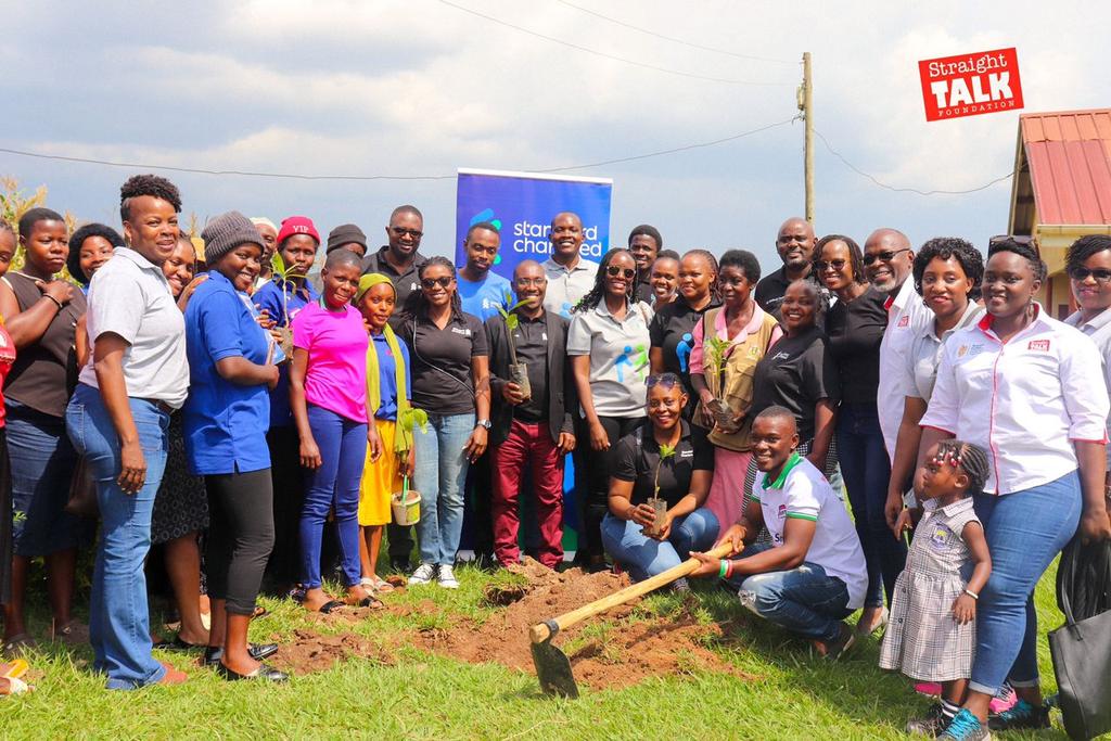 STFUganda's tweet image. Following the session, we engaged in tree planting to promote environmental sustainability and give back to the community—highlighting the connection between financial responsibility and social responsibility.