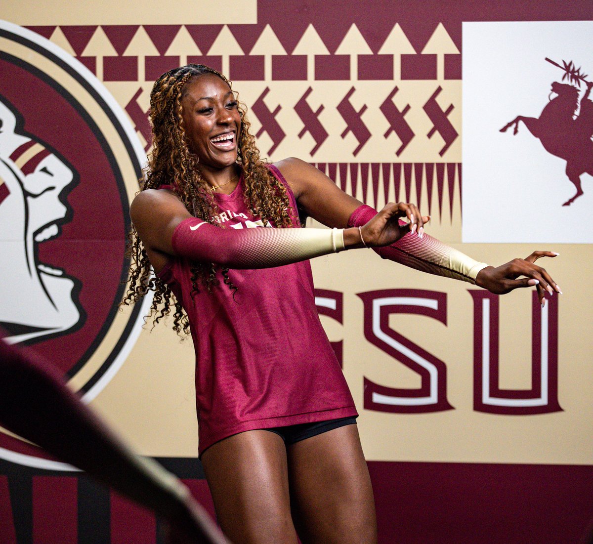FSU_Volleyball's tweet image. Looking good for the camera 😎

#OneTribe