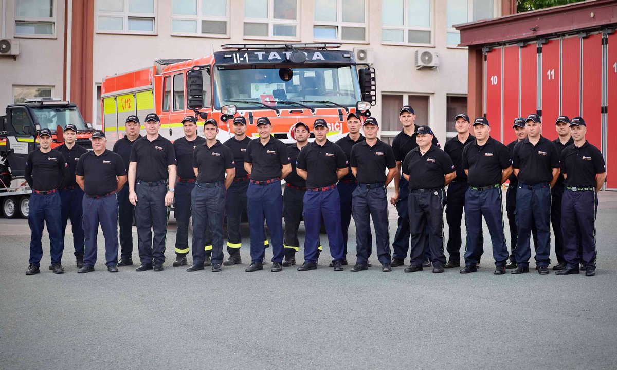 PPeckova's tweet image. Naši @HZS_STC pomáhají v Řecku 👨🚒🇬🇷
🚒 V rámci programu EU Prepositioning vyrazilo do akce 22 českých hasičů a mezi nimi i ti středočeští!
🔥 Řecko má v letních měsících vysoké riziko lesních požáru, a tak tam jsou naši hasiči nasazeni v režimu pohotovosti. Kromě zásahů ale…