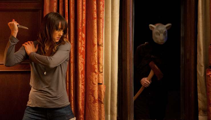 CharsieLux's tweet image. I’d like to note that Erin is the only character to survive this film. 
The kill count for this film is pretty high, at 15 kills! #FFBMovieNight