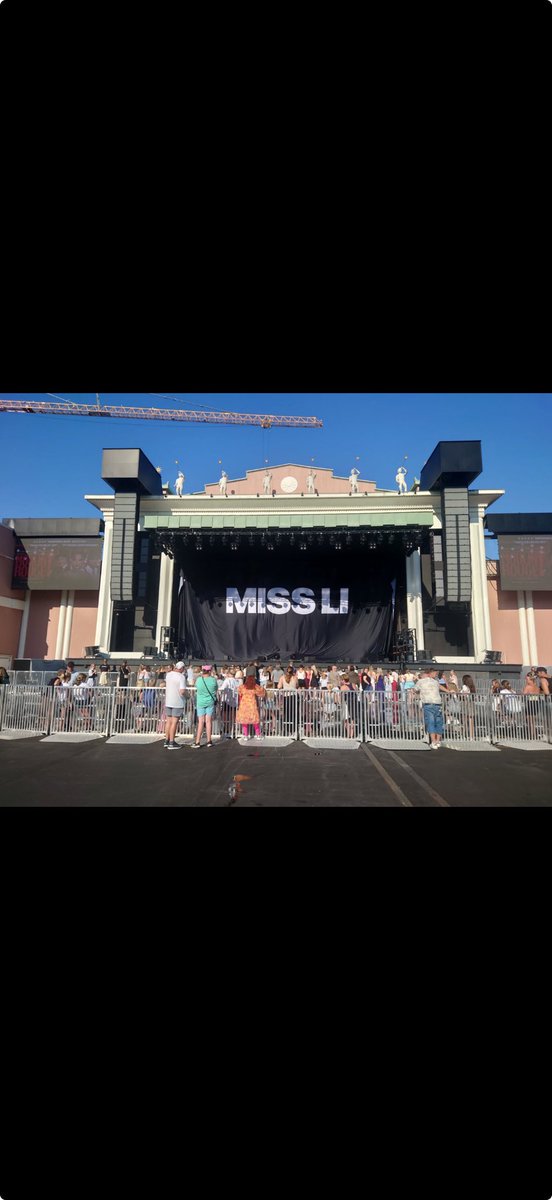 Vissa dagar måste man ha dåliga dagar. 

Så idag har jag planerat in en dålig dag!