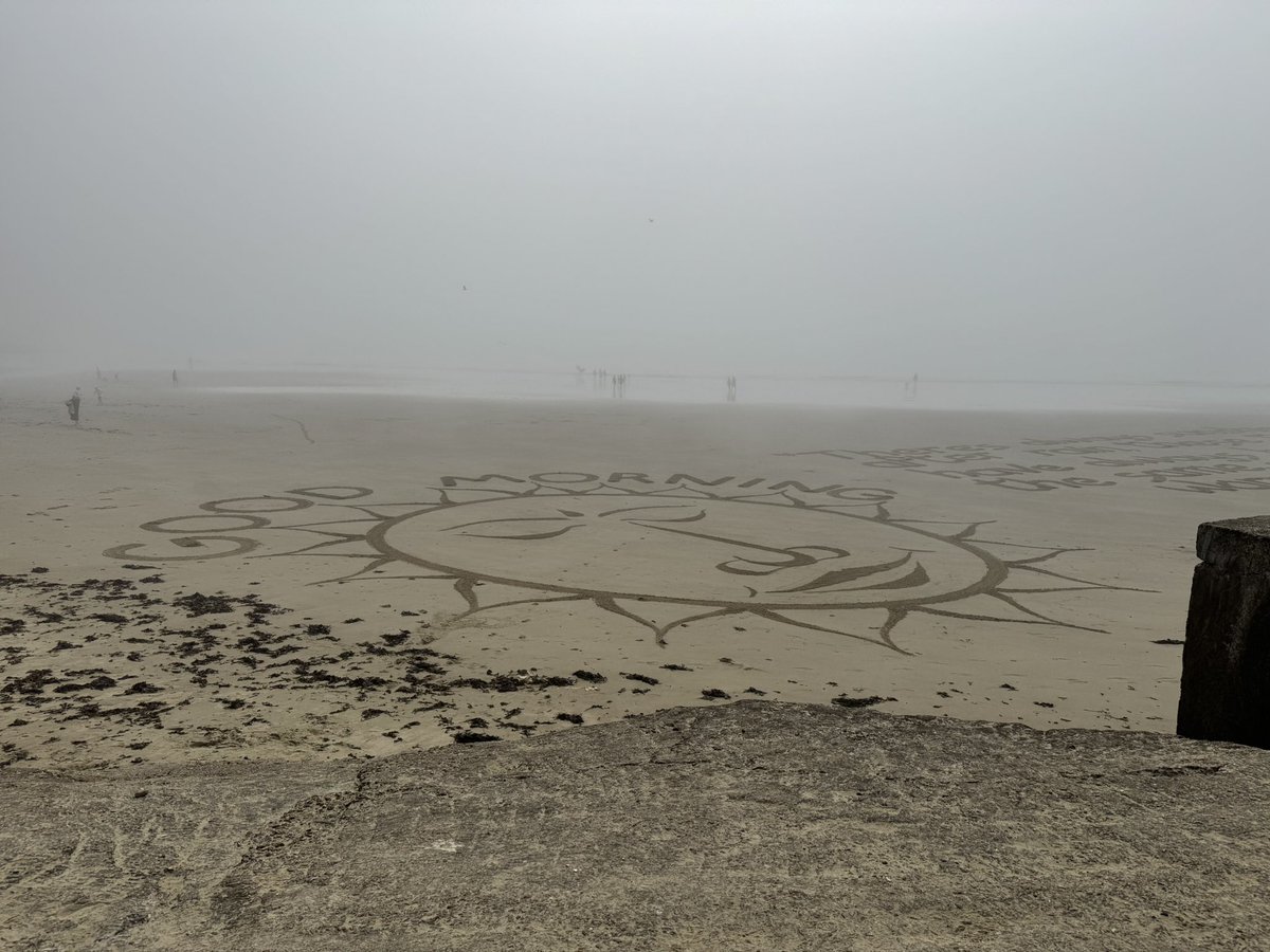 After a misty start, Folkestone has been an absolute beauty today 😍