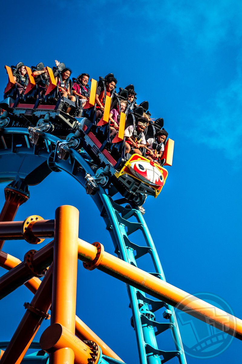 Thrilltography1's tweet image. When you've launched your way to the top, and life says it's time to come back down...
Tempesto, @BuschGardensVA