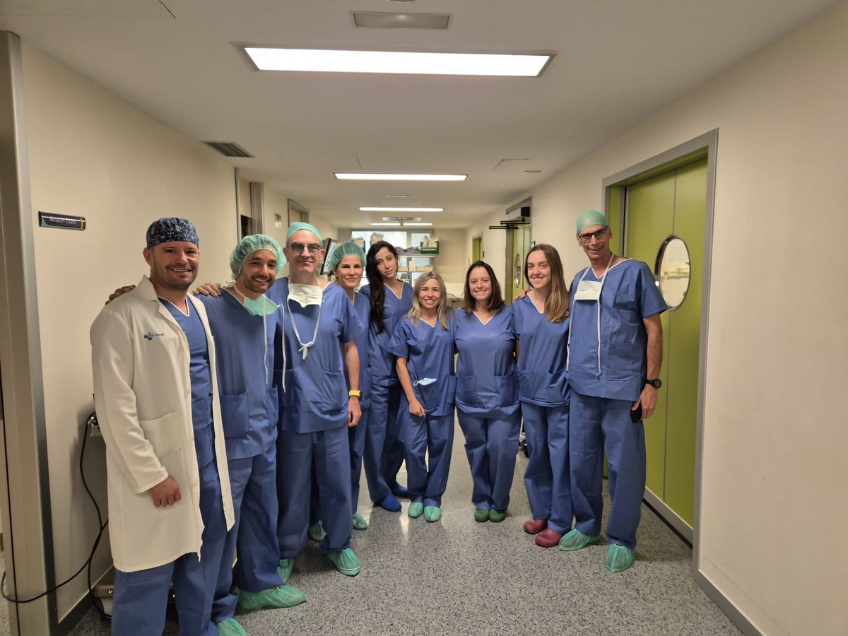 CookMedSurg's tweet image. Cook hosted a workshop at Hospital Rio Hortega in Spain entitled “Step-by-step management of urolithiasis using retrograde & percutaneous surgical techniques.” Tutor @drmarcoscepeda performed 3 Mini-PCNL procedures with Cook’s nephrostomy balloon with great results!