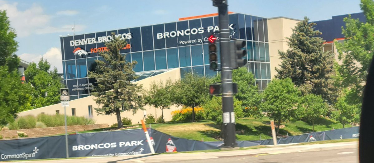 Sean_Martin77's tweet image. just drove by #Loserville

#RaiderNation
