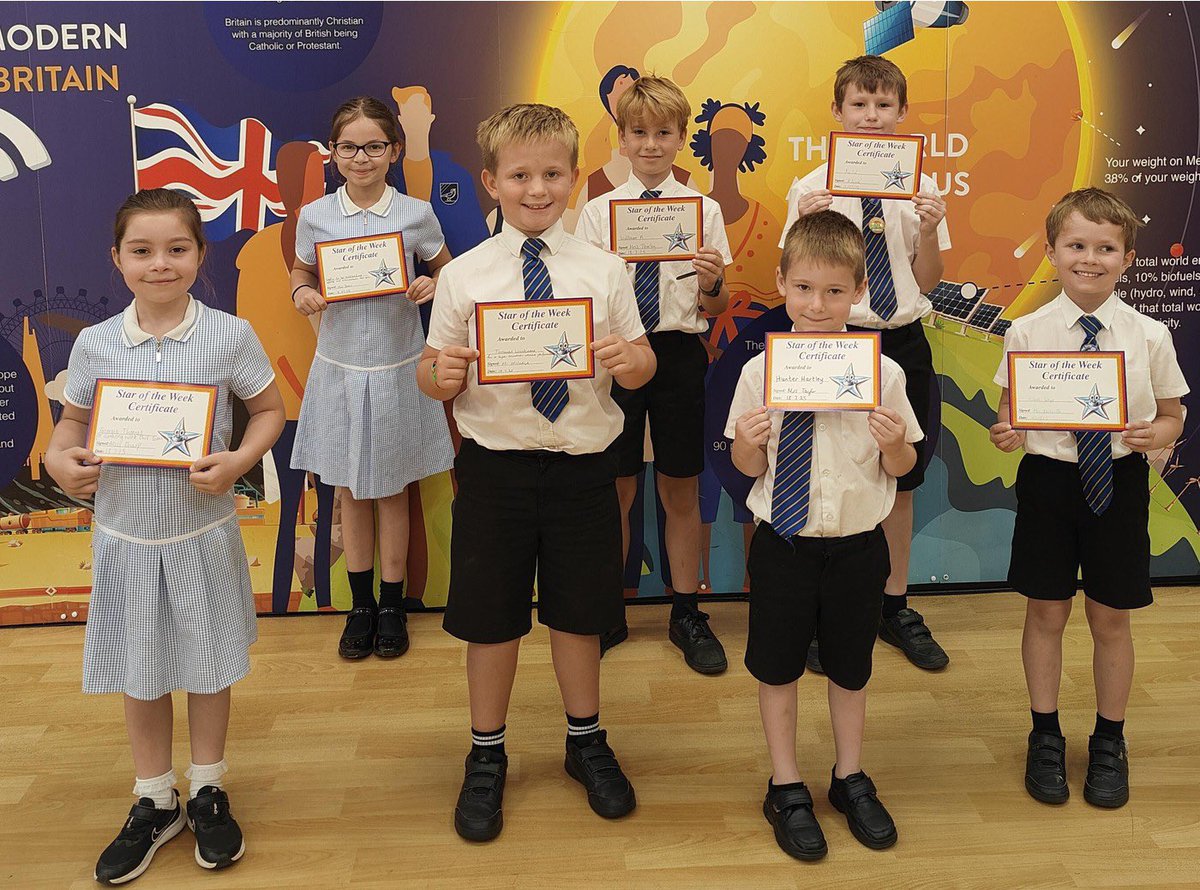 Well done to our final stars of the week award winners! What a fabulous end to a wonderful year ⭐️