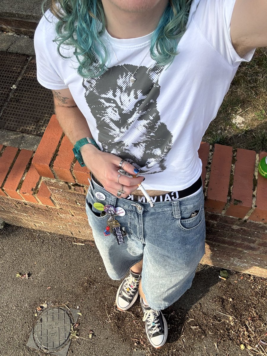 On my way! to <a href="/gallycab/">The Gallifrey Cabaret</a>🙂‍↕️❤️