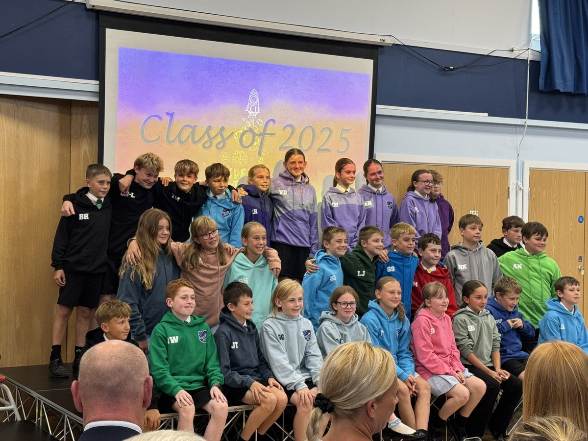 On Thursday we held our Y6 Prize Giving/Leaver’s Assembly. With heartfelt speeches from Mr Reynolds, our Head Boys and Girls, and a video full of memories, it was a fitting way to celebrate our brilliant Y6 pupils who have achieved the highest sats outcomes ever at Larks Hill 👏