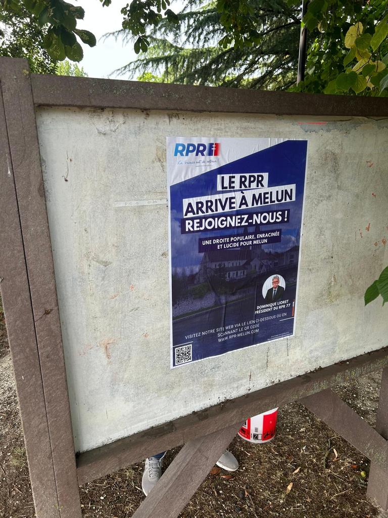 EricGiacomini1's tweet photo. Le RPR s’installe à Melun !
🇫🇷 Le RPR77 prend racine en Seine-et-Marne, avec Dominique Lioret à sa tête.
📍 L’inauguration de la permanence aura lieu à la rentrée estivale.
La reconquête républicaine commence ici.
#RN77 #JusquaLaVictoire https://t.co/R9Y6NmYApz
