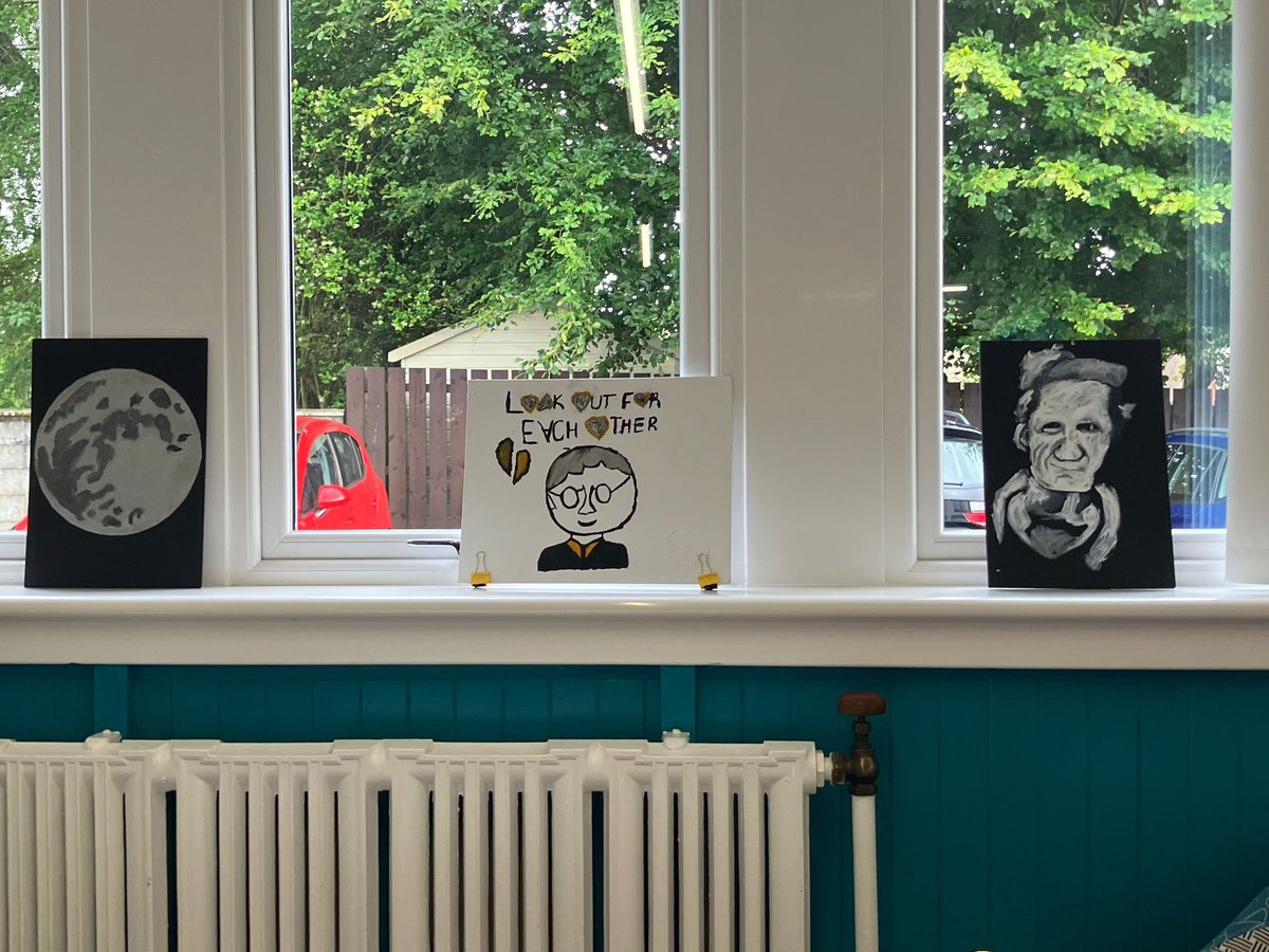 CMochan's tweet image. Last night I was delighted to host a community event at the Barrhill Community Centre. We had a look round The Baird Institute followed by an opportunity to see local art pieces and discuss access to art. A lot of the art work was thanks to The Nest a local recovery community.