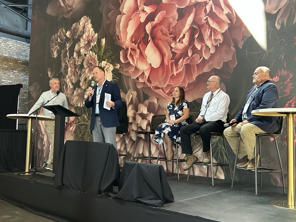 MWRDGC's tweet image. MWRD Commissioner Cam Davis took the stage at Infraday Midwest bringing sharp perspective on water quality, sustainability and climate resilience.
@thisisinfraday
