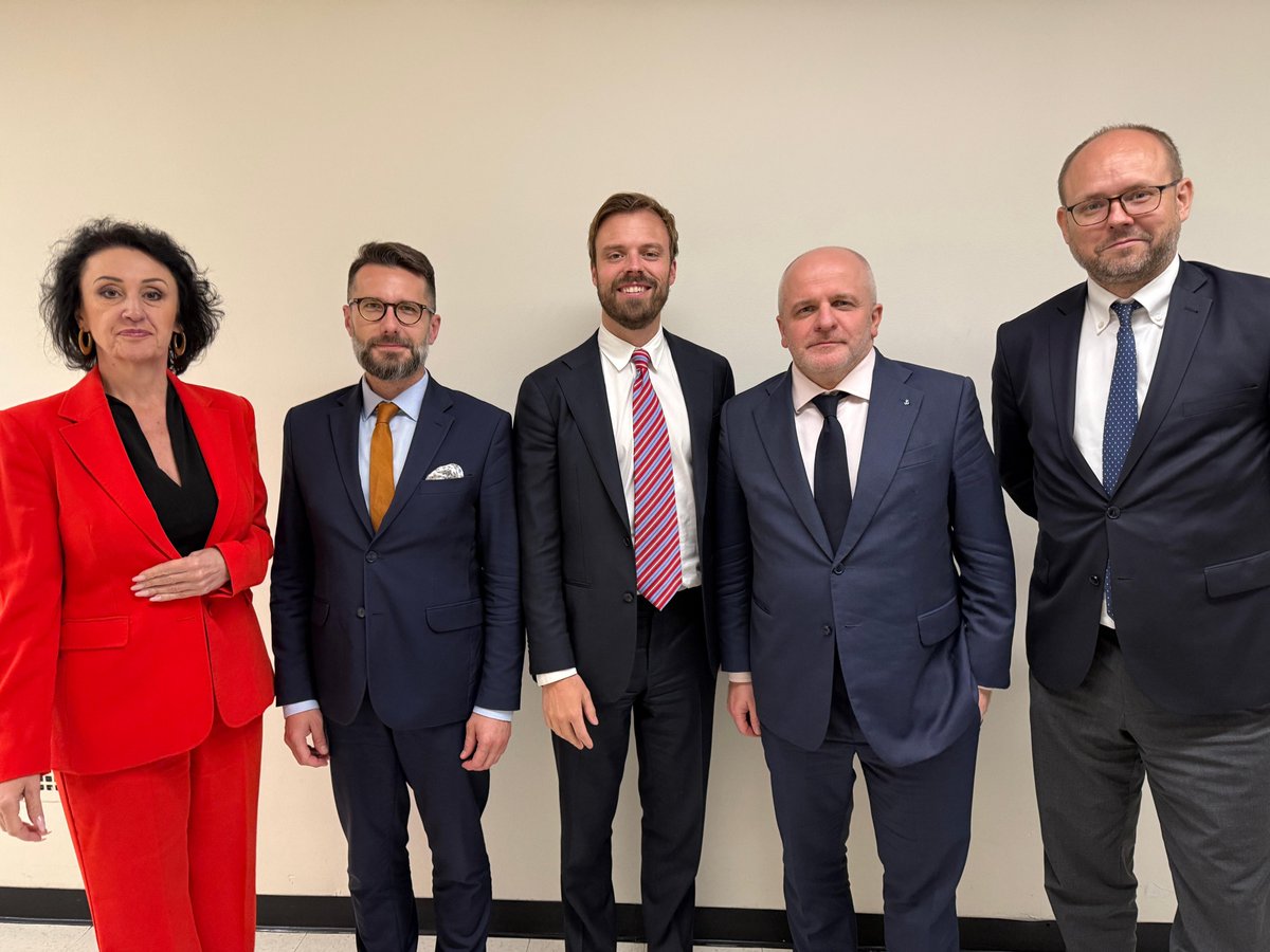 Embassy of Poland U.S. (@polishembassyus) on Twitter photo At the State Department, the delegation met with Brendan Harnahan (<a href="/StateEUR/">Senior Bureau Official Brendan Hanrahan</a>) for a strategic discussion on security, energy, and beyond.
The <a href="/StateDept/">Department of State</a> highly values its cooperation with Poland in all these areas. At the State Department, the delegation met with Brendan Harnahan (<a href="/StateEUR/">Senior Bureau Official Brendan Hanrahan</a>) for a strategic discussion on security, energy, and beyond.
The <a href="/StateDept/">Department of State</a> highly values its cooperation with Poland in all these areas.