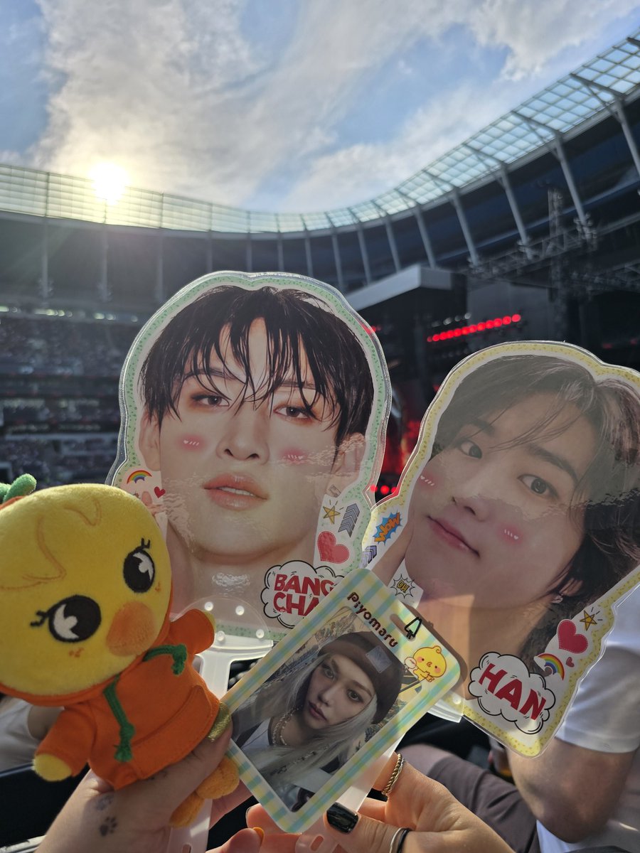 Let's go!!!!
#dominATE_London #StrayKids_dominATE #StrayKids