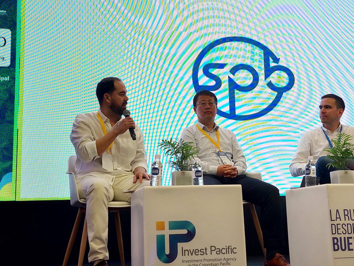 Nuestro director de Desarrollo Regional, @ManuelRe90, participó en la IV versión de La Ruta al Mundo desde el Puerto de #Buenaventura, evento organizado por <a href="/SedecV/">sedec_valle</a>, <a href="/GobValle/">Gobernación Valle del Cauca</a> e @InvestPacific.