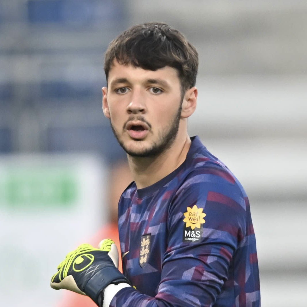 cityreport_'s tweet image. Stefan Ortega is a possible option for Burnley should they lose James Trafford, with #ManCity considering triggering his buyback option. 🔂
📰 @alex_crook