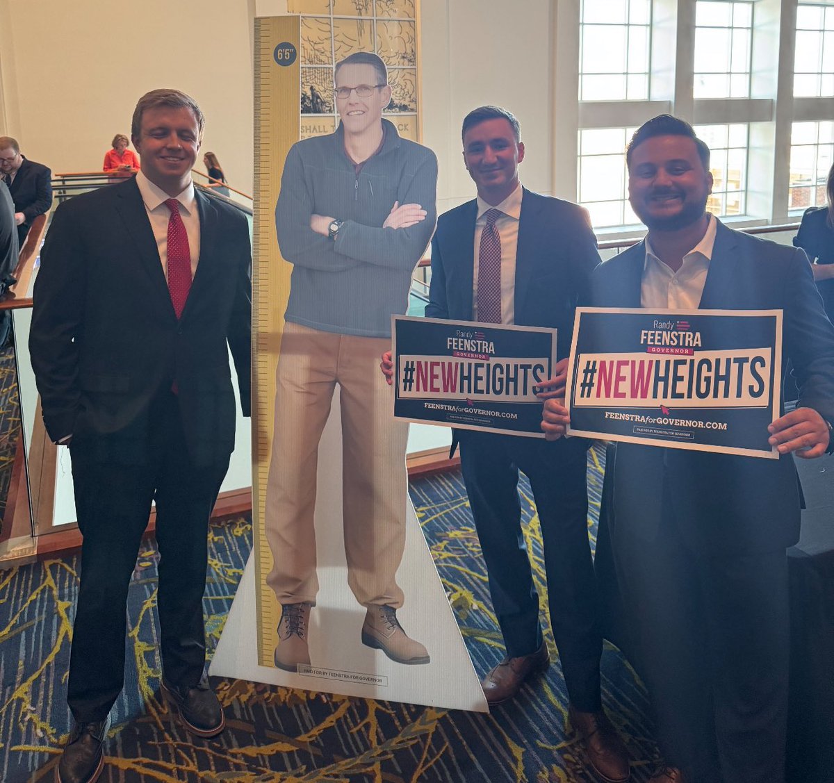 RandyFeenstra's tweet image. I’m bummed that I couldn’t make it to the @IowaGOP Lincoln Day Dinner in Des Moines last night, but fortunately, we had a backup plan!
Together, we will take Iowa to new heights!