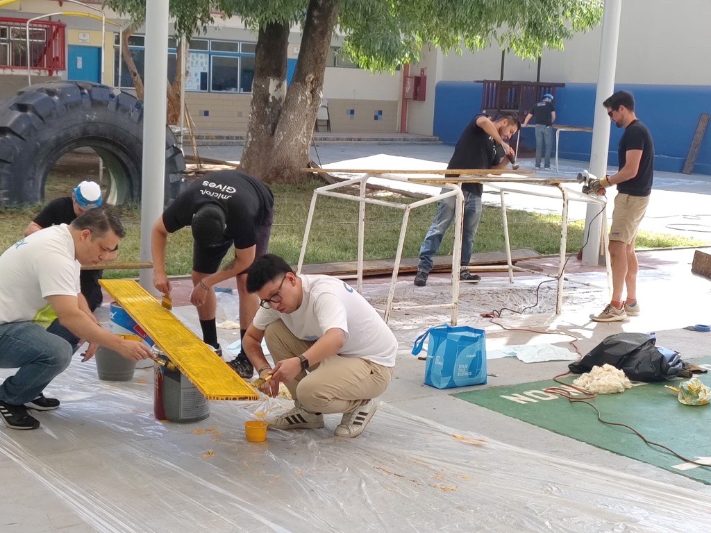 MicronTech's tweet image. Recently, Micron’s CBO team in Mexico volunteered with Albergue Infantil Los Pinos, a shelter supporting vulnerable youth and families through developmental programs. Together, the team helped restore the shelter's stormwater grates.
We encourage others to support…