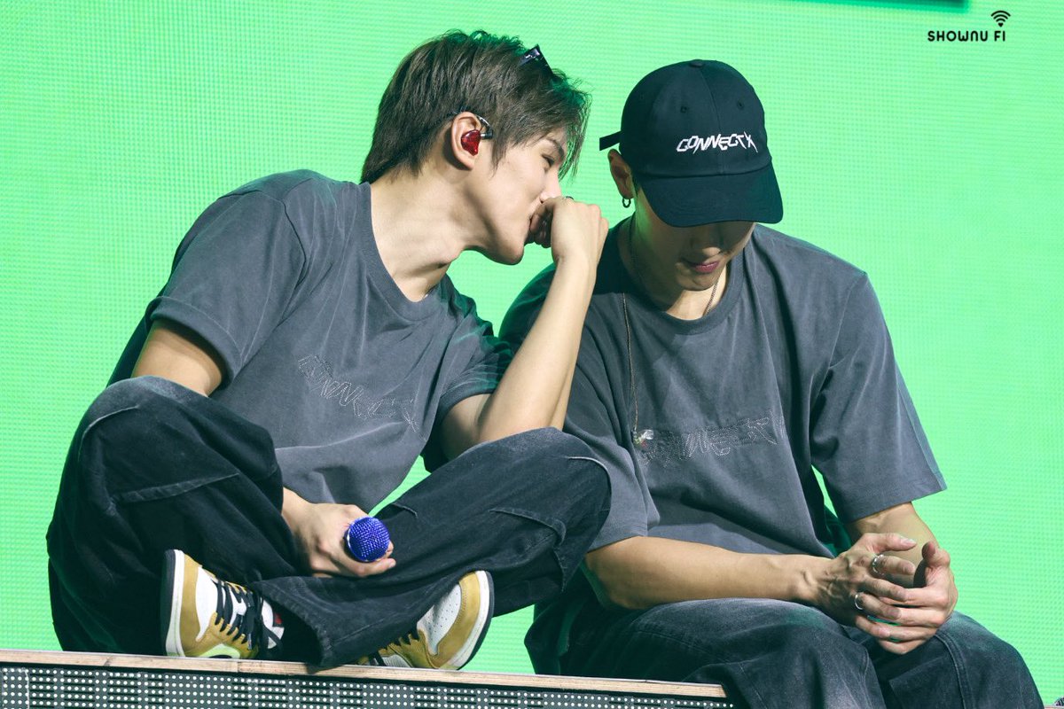 shownu_Fi's tweet photo. 250718 CONNECT X

셔누🐻민혁🐶

#셔누 #SHOWNU #ショヌ
#몬스타엑스 #MONSTA_X @OfficialMonsta https://t.co/Mahfy36xXt