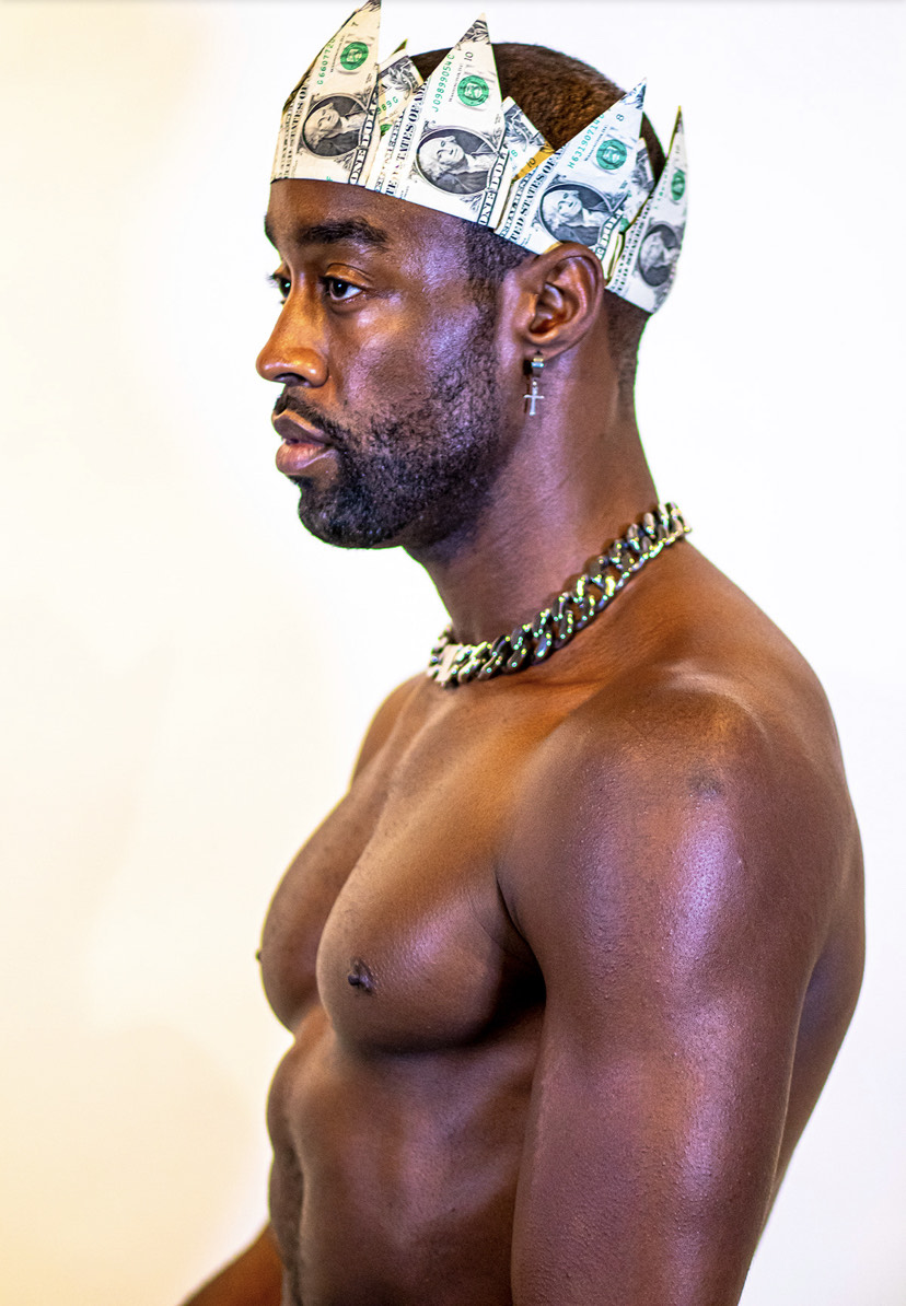 Diamond Blacc’s Who Am I is a bold, honest, and beautifully crafted track exploring identity with clarity and grace. Smooth production, confident vulnerability, and pure heart.
brokencolormusic.com/review-diamond…