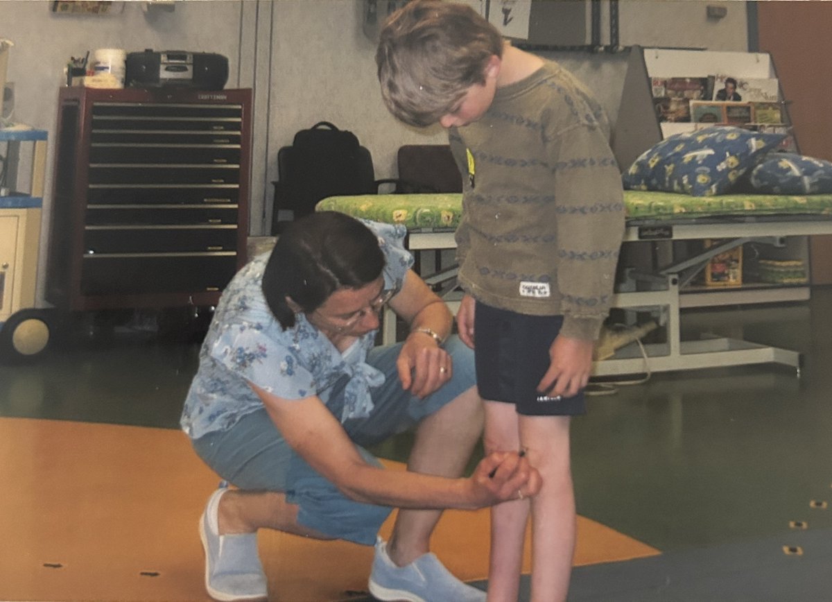 ShrinersChicago's tweet image. Vaughan, a former @shrinershosp patient born with a foot disorder known as vertical talus, received orthopedic care and multiple surgeries at @shrinersSLC. Now, he’s running in the 2025 @CHIMarathon. Help Team Shriners go the distance. Donate today ow.ly/3QiY50WrkgN.