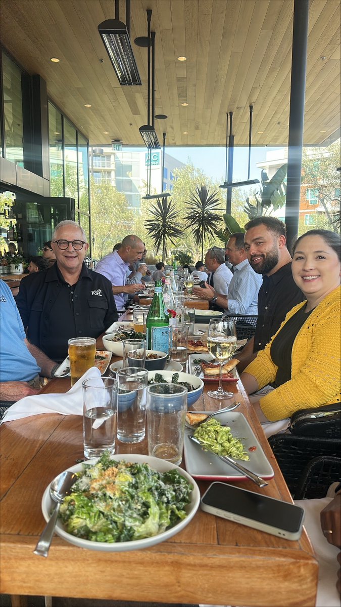 IGEL_Technology's tweet image. Ending the week on a high note! 🎉 IGEL On Tour Irvine wrapped up with networking after a day of inspiring sessions, hands-on demos, and future-focused conversations.
👀 Coming soon to a city near you! Check out our other dates and locations here: lnkd.in/eAdGTT6f…
