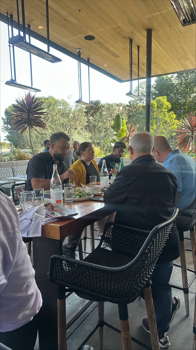 IGEL_Technology's tweet image. Ending the week on a high note! 🎉 IGEL On Tour Irvine wrapped up with networking after a day of inspiring sessions, hands-on demos, and future-focused conversations.
👀 Coming soon to a city near you! Check out our other dates and locations here: lnkd.in/eAdGTT6f…