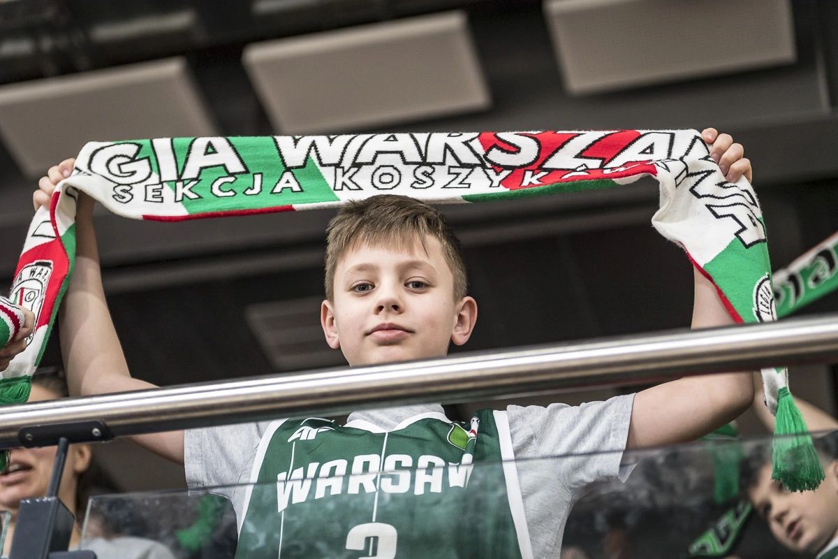 LegiaKosz's tweet image. Mali Legioniลci!๐ง
Wasze uลmiechy i doping sฤ
bezcenne! ๐ Z meczu na mecz byลo Was coraz wiฤcej i bardzo nas to cieszy!๐Dziฤkujemy, ลผe byliลcie z nami i do zobaczenia w przyszลym sezonie!โค๏ธ
#legiakosz #legiawarszawa #plkpl #basketball