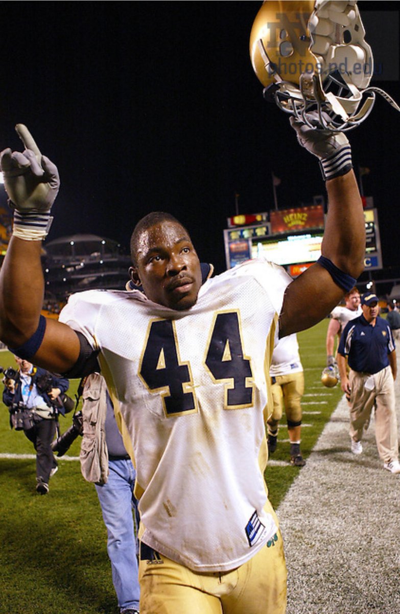 Bruce Straughan tweet media