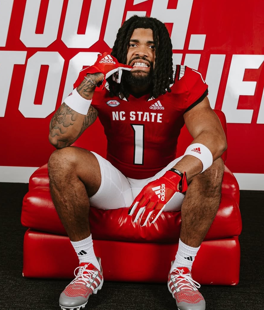 Matt Zenitz of <a href="/247Sports/">247Sports</a> recently named 20 ACC football players who could be breakout stars this season.

Among those named were NC State EDGE Tra Thomas and OL Spike Sowells, who enter the fall with high expectations at positions of need.

✍️: 247sports.com/college/north-…