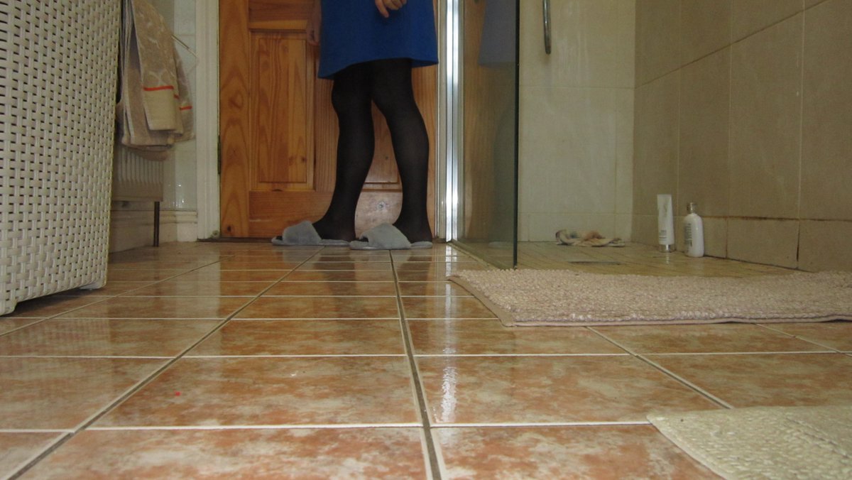 20250718 fluffy slippers