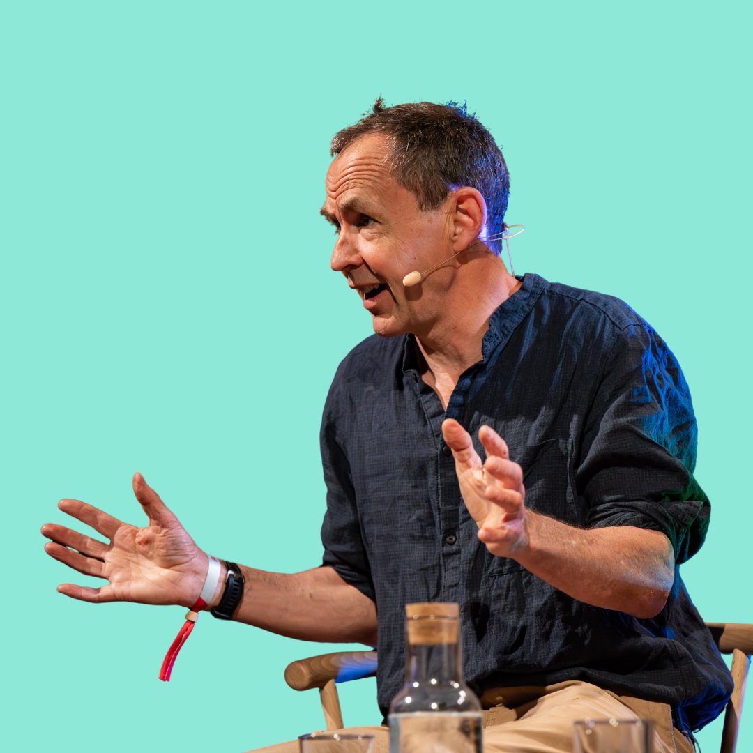 CambridgeUP's tweet image. In 'A Climate of Truth', @MikeBernersLee emphasises that for humanity to thrive in the future, the most critical step is to raise the standards of honesty in our politics, media, and businesses.
Read more 🔗 cup.org/3GULEzr