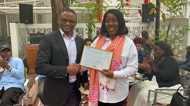 🎉Alors que Blanchine Mazanga entame un nouveau chapitre de sa vie, après 16 ans de service remarquable, nous lui souhaitons plein succès ! Son enthousiasme contagieux, sa gestion axée sur les résultats et sa capacité à inspirer resteront des sources d'inspiration. ✨