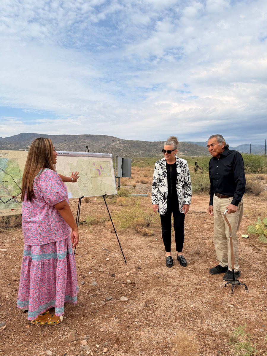 GovernorHobbs's tweet image. Yesterday I joined Chairwoman Lewis and the Yavapai-Apache Nation to tour the new Teen Center, Homes IX project, and lands included in the Nation’s historic land exchange. These efforts—rooted in partnership—are expanding housing, empowering youth, and restoring land for future…