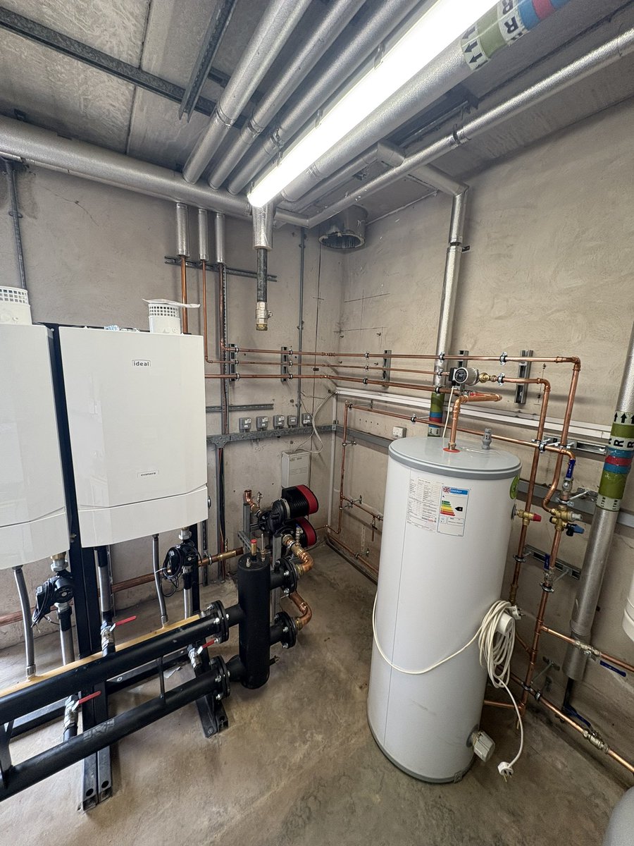 Andy Francis tweet media