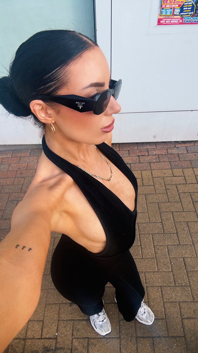 emz___p's tweet image. ☀️