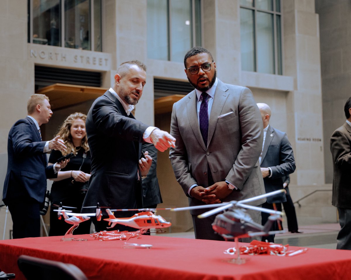 LGAustinDavis's tweet image. Like AI, aerospace and emerging technologies are being built right here in Pennsylvania, bringing high-quality jobs and bright minds to our Commonwealth.
This administration will continue to grow these industries so we can remain competitive and keep Pennsylvania in pursuit…