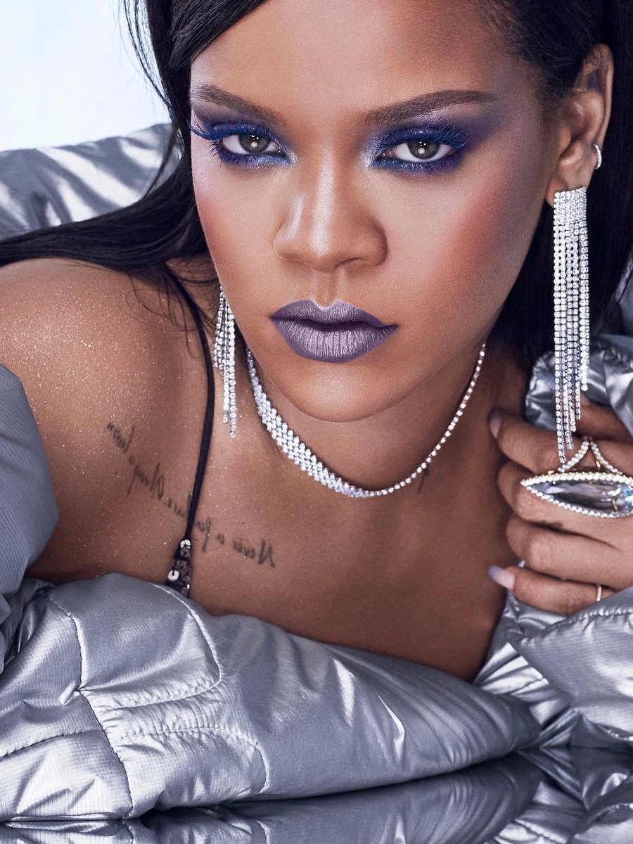ririoncharts's tweet image. Rihanna’s longest charting songs on the UK Singles Charts: 🇬🇧
“Umbrella” — 71 weeks
“We Found Love” — 63 weeks
“Love The Way You Lie” — 59 weeks
“Diamonds” — 50 weeks
“This Is What You Came For” — 47 weeks
“Only Girl (In The World)” — 46 weeks
“Take Care” — 44 weeks
“Too Good” —…