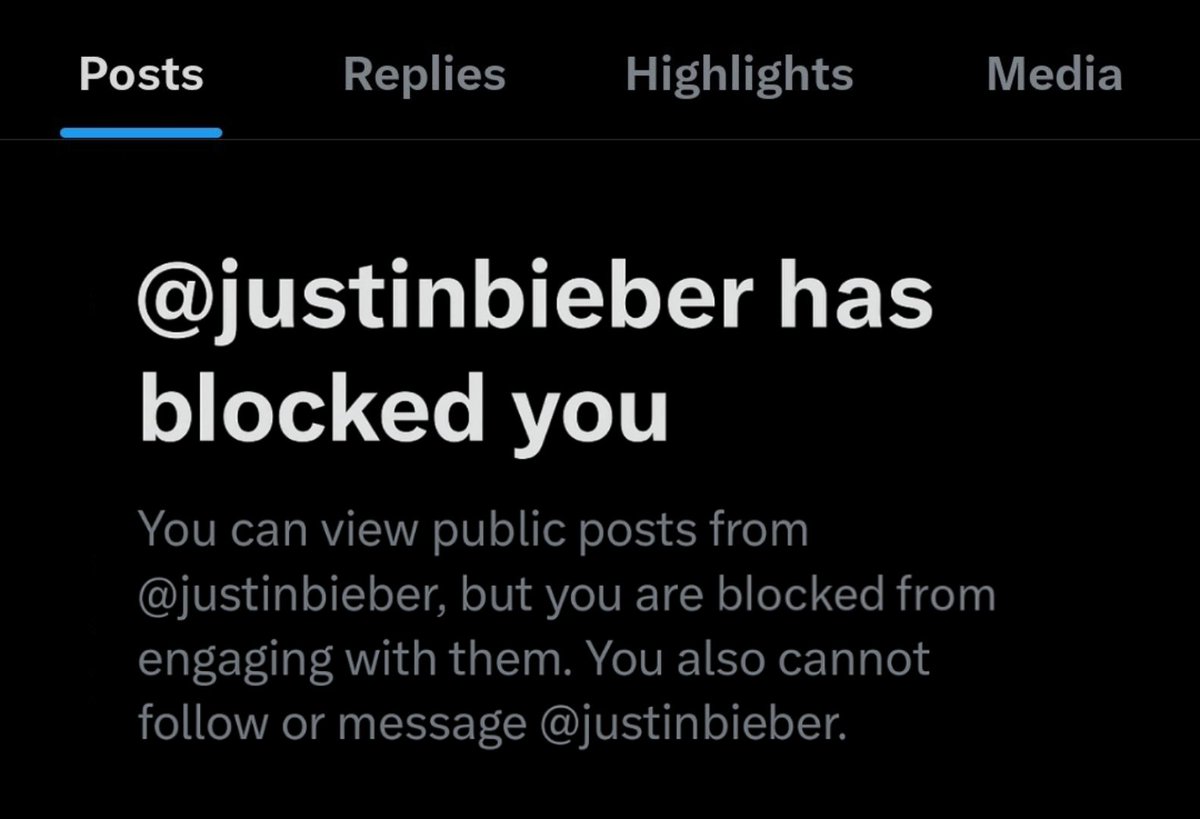 selovelenaa's tweet image. ???? not justin bieber blocking me😭😭😭