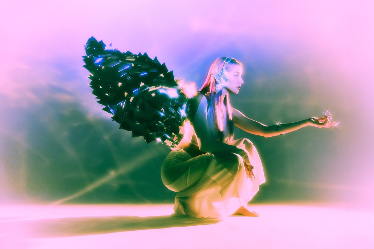 𝐸𝓍𝓉𝑒𝓃𝒹𝑒𝒹PRAY is a set of three sonic prayers - music for clubs, rituals, and everywhere in between.
Out now 🕊️💿
anjunadeep.co/hana