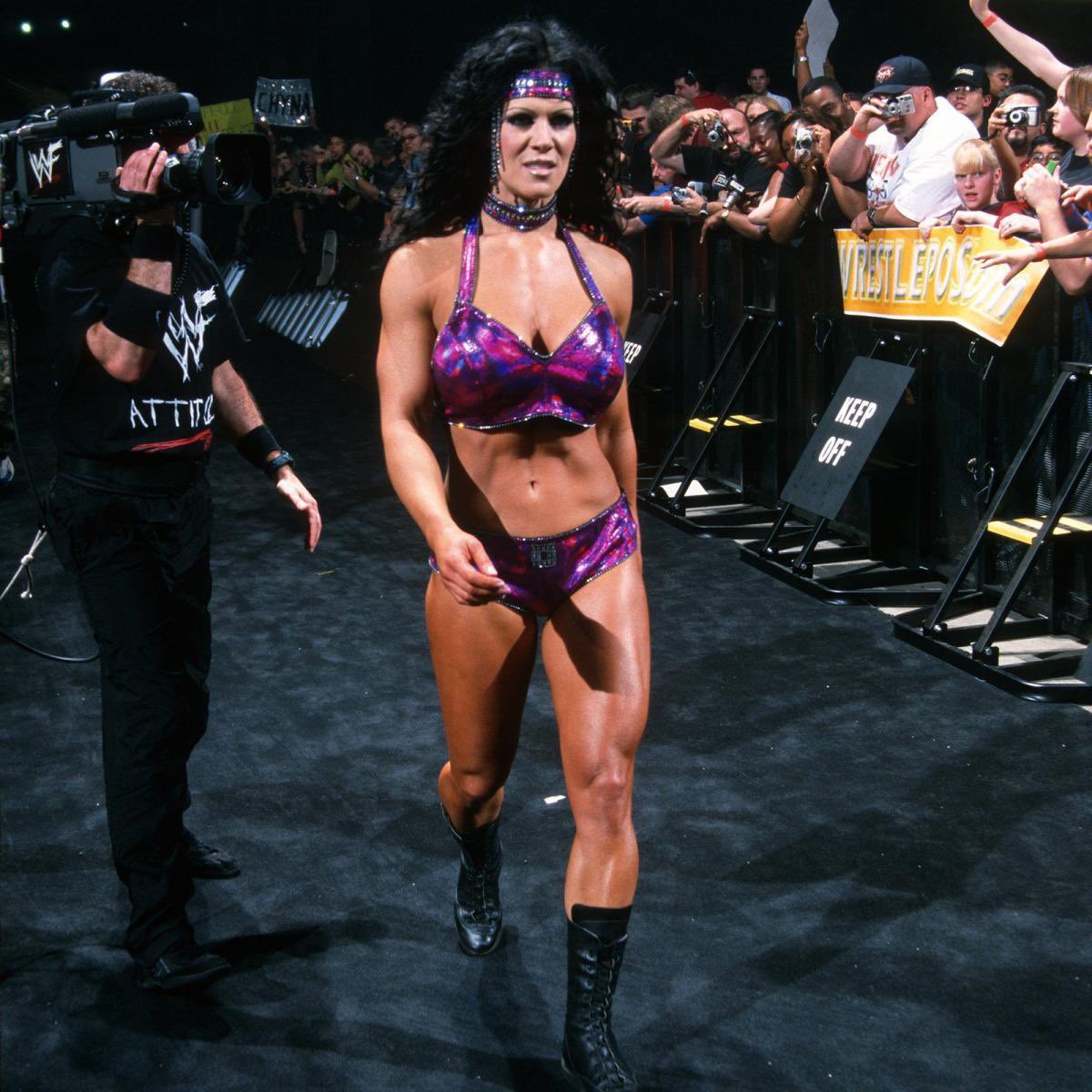 I want to see Jade recreate one of these looks