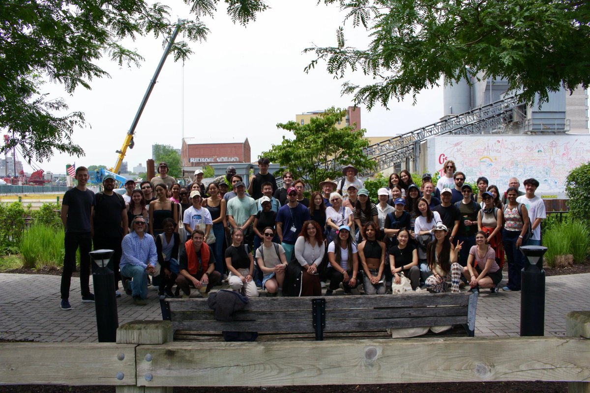 columbiaclimate's tweet image. On field trip to Gowanus Canal organized by @ColumbiaMSPH's Michael Musso, @LamontEarth's Steve Chillrud, @frogg_brooklyn, @ColumbiaMPA_ESP students saw how science, policy, community action intersect to address longstanding urban environmental problems: news.climate.columbia.edu/2025/07/14/tox…