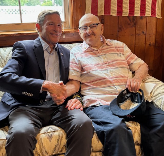 SenBlumenthal's tweet image. Celebrating WW II veteran Sal Zarrella’s 100th birthday in Bethlehem at American Legion Post 146. Honored to join his beautiful family & fellow veterans in honoring him.