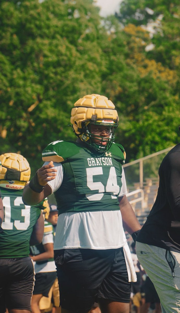 Timharvey_'s tweet image. New beginnings same goal!
@RecruitGeorgia @allenliberty @CoachSB_4theG